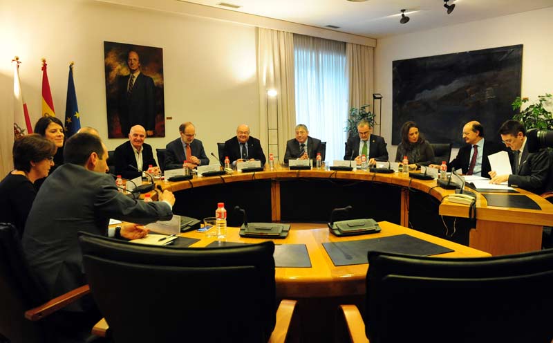 Reunión de la Comisión Mixta en el Parlamento.